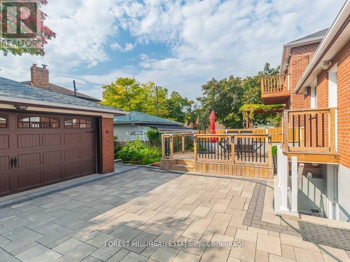 Photo 2 of Bsmt 632 Pharmacy Avenue, Toronto ON