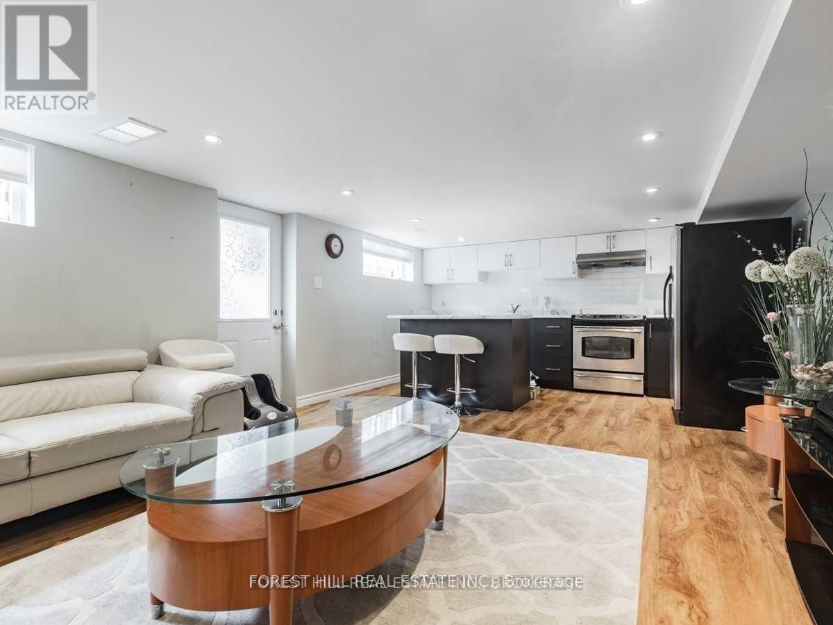 Photo 12 of Bsmt 632 Pharmacy Avenue, Toronto ON