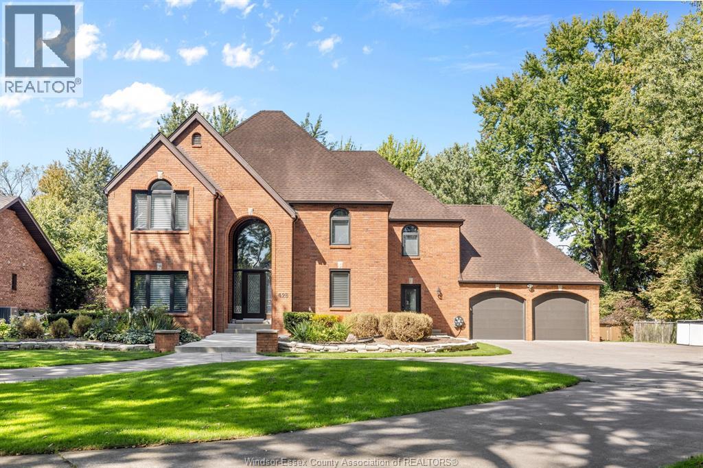 Photo 45 of 428 Old Tecumseh Road, Lakeshore ON