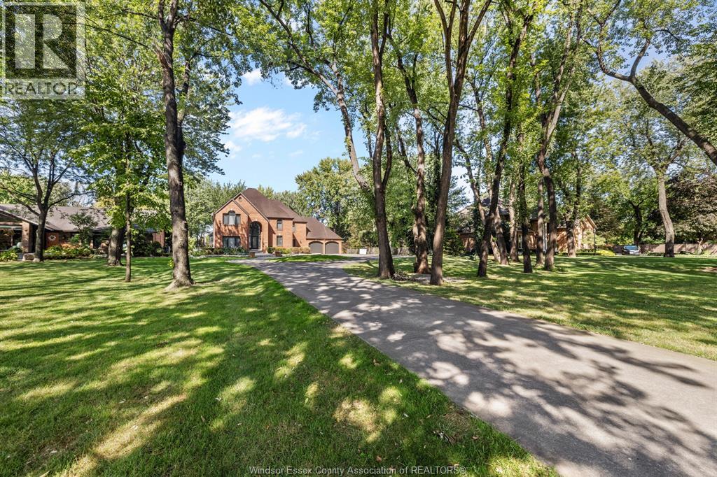 Photo 1 of 428 Old Tecumseh Road, Lakeshore ON