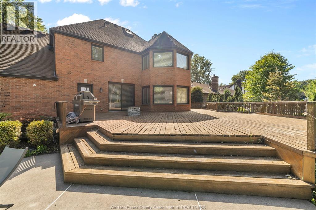 Photo 41 of 428 Old Tecumseh Road, Lakeshore ON