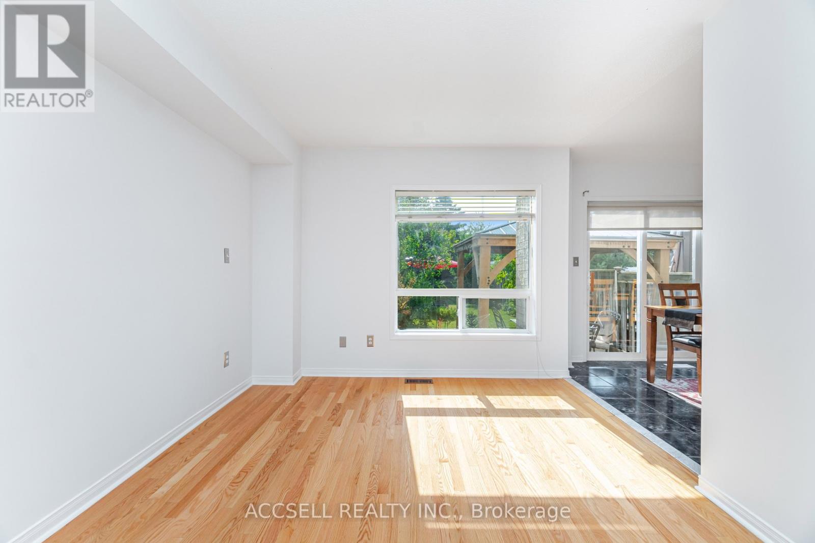 Photo 1 of 188 Deepsprings Crescent, Vaughan ON