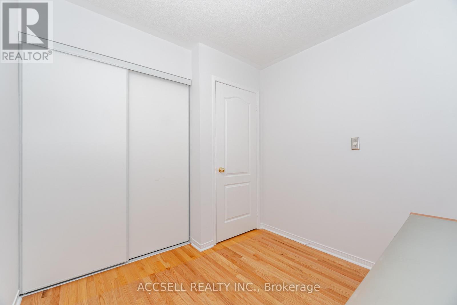 Photo 46 of 188 Deepsprings Crescent, Vaughan ON