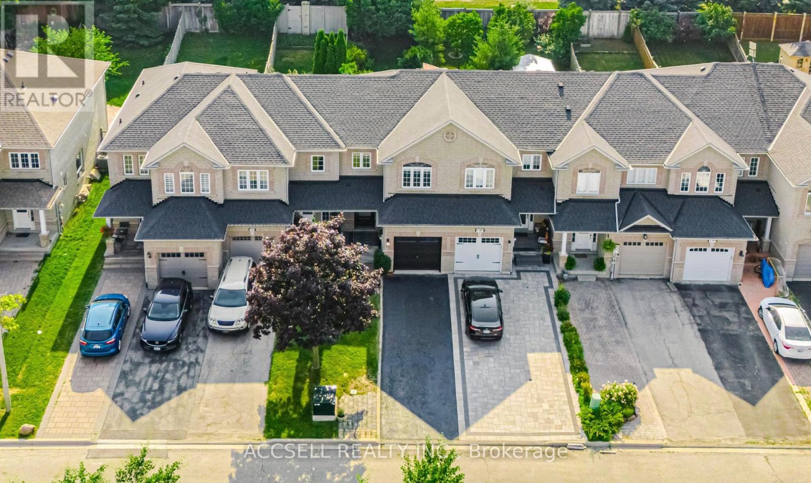 Photo 30 of 188 Deepsprings Crescent, Vaughan ON