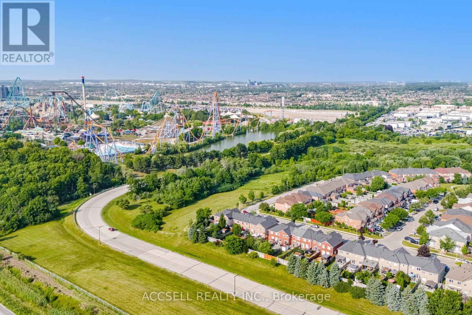 Photo 42 of 188 Deepsprings Crescent, Vaughan ON