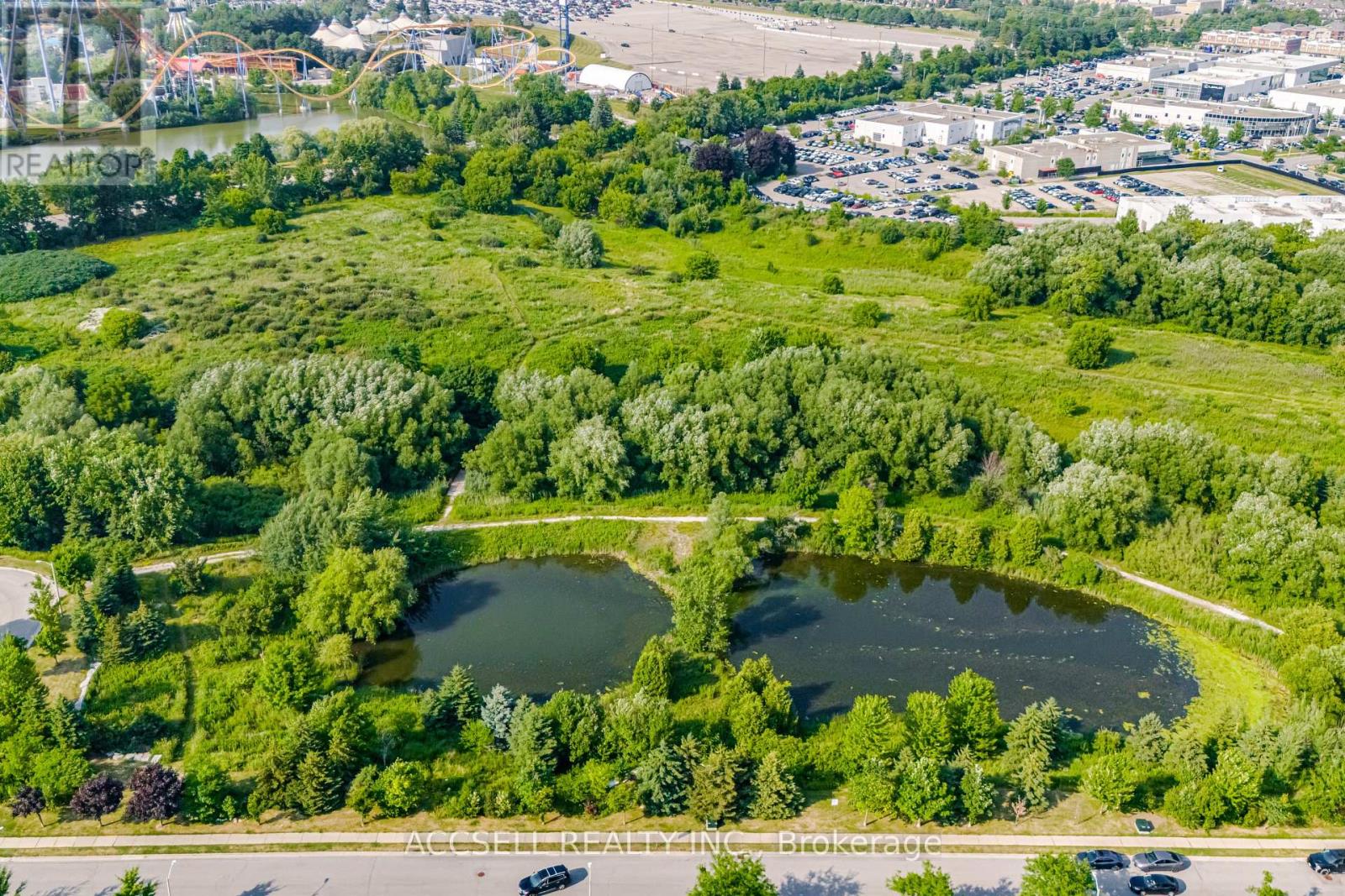Photo 41 of 188 Deepsprings Crescent, Vaughan ON