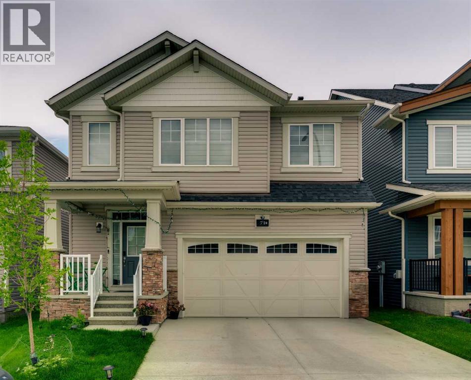 71 Carringwood Grove NW, Calgary, Alberta