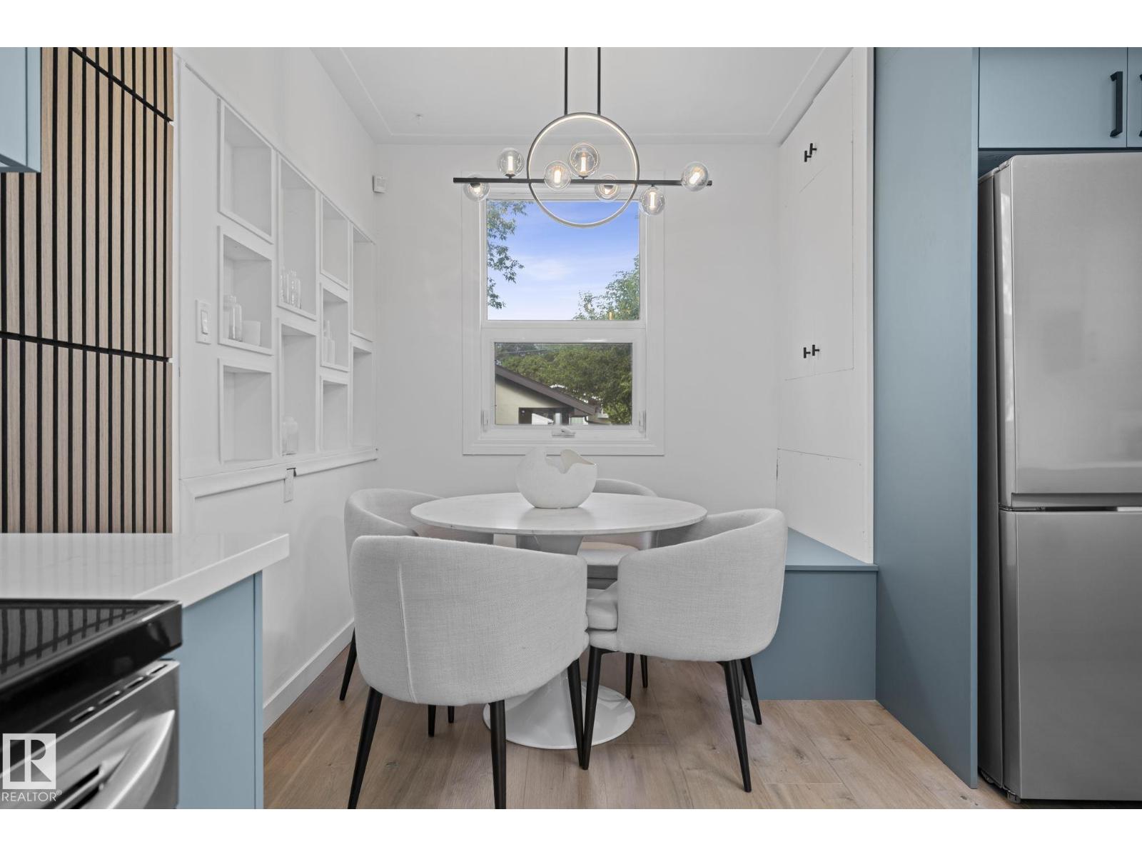 Photo 13 of 12822 70 St Nw, Edmonton AB