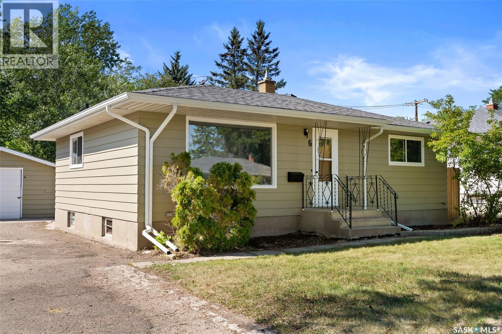 Photo 1 of 6 Stapleford Crescent, Regina SK