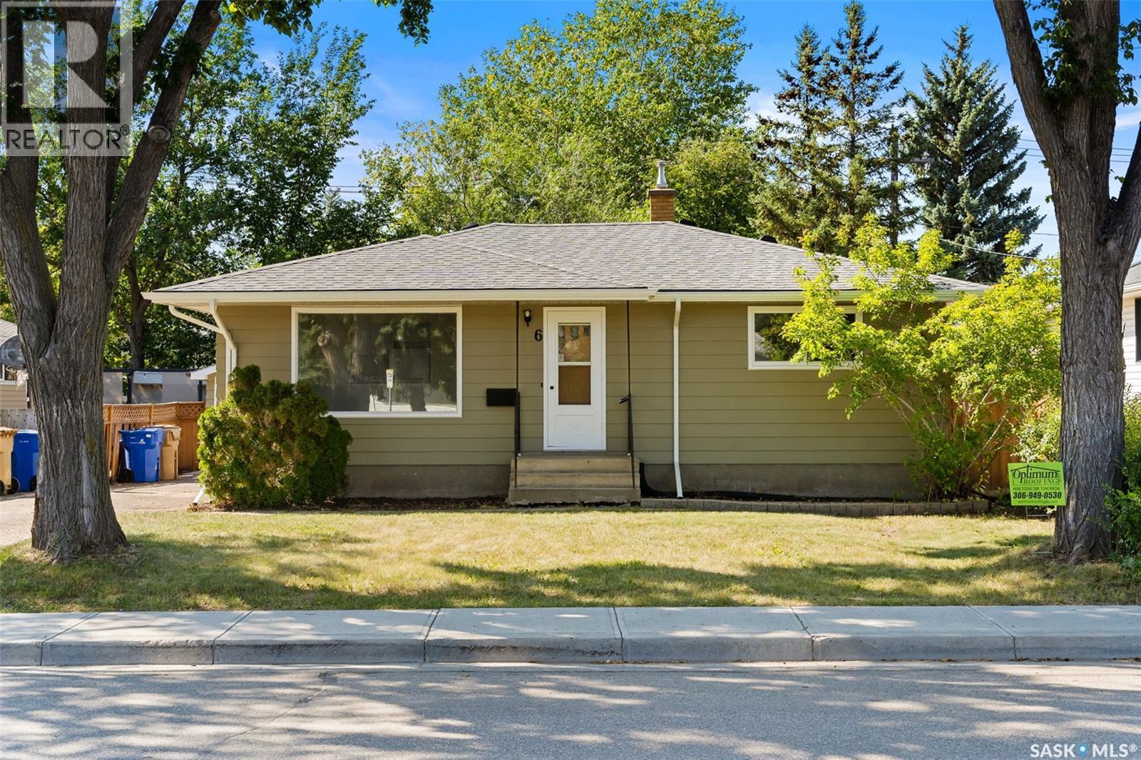 Photo 2 of 6 Stapleford Crescent, Regina SK