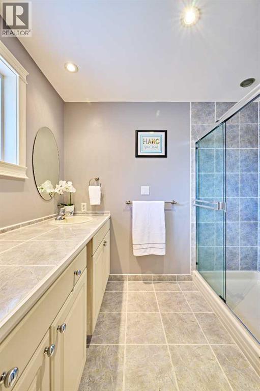 Single Family House Bungalow for Sale in  Kentish Drive SW Kingsland Calgary 