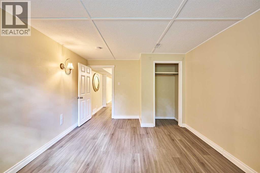 Single Family House Bungalow for Sale in  Kentish Drive SW Kingsland Calgary 