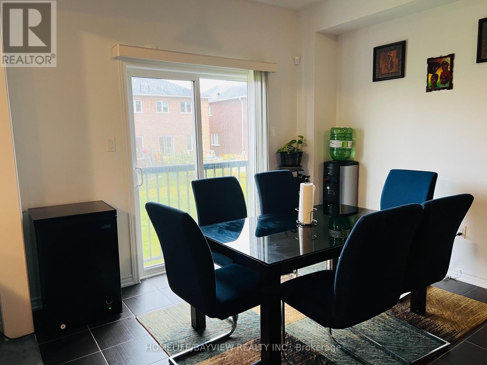 Photo 8 of 238 Ridley Crescent, Southgate ON