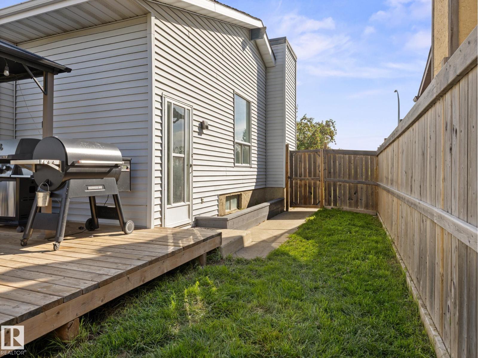 Photo 41 of 5506 59 St, Beaumont AB
