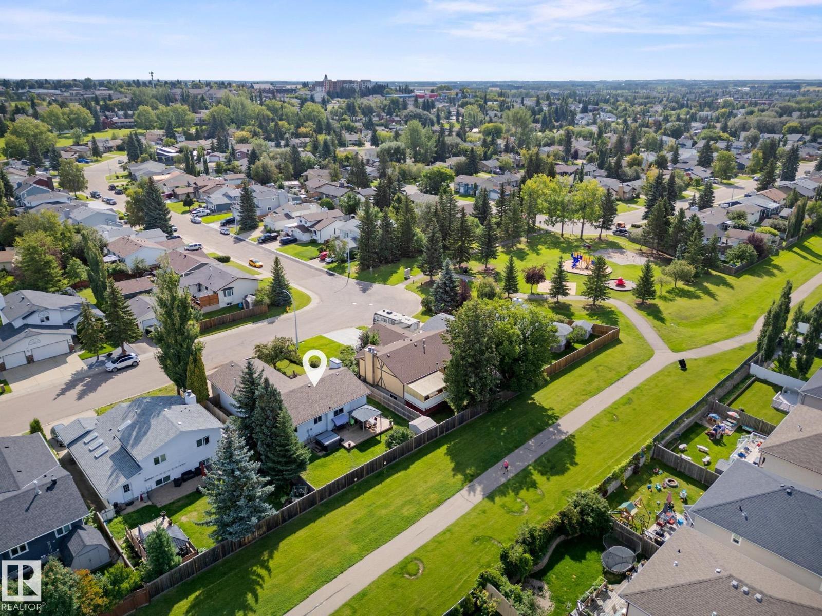 Photo 7 of 5506 59 St, Beaumont AB