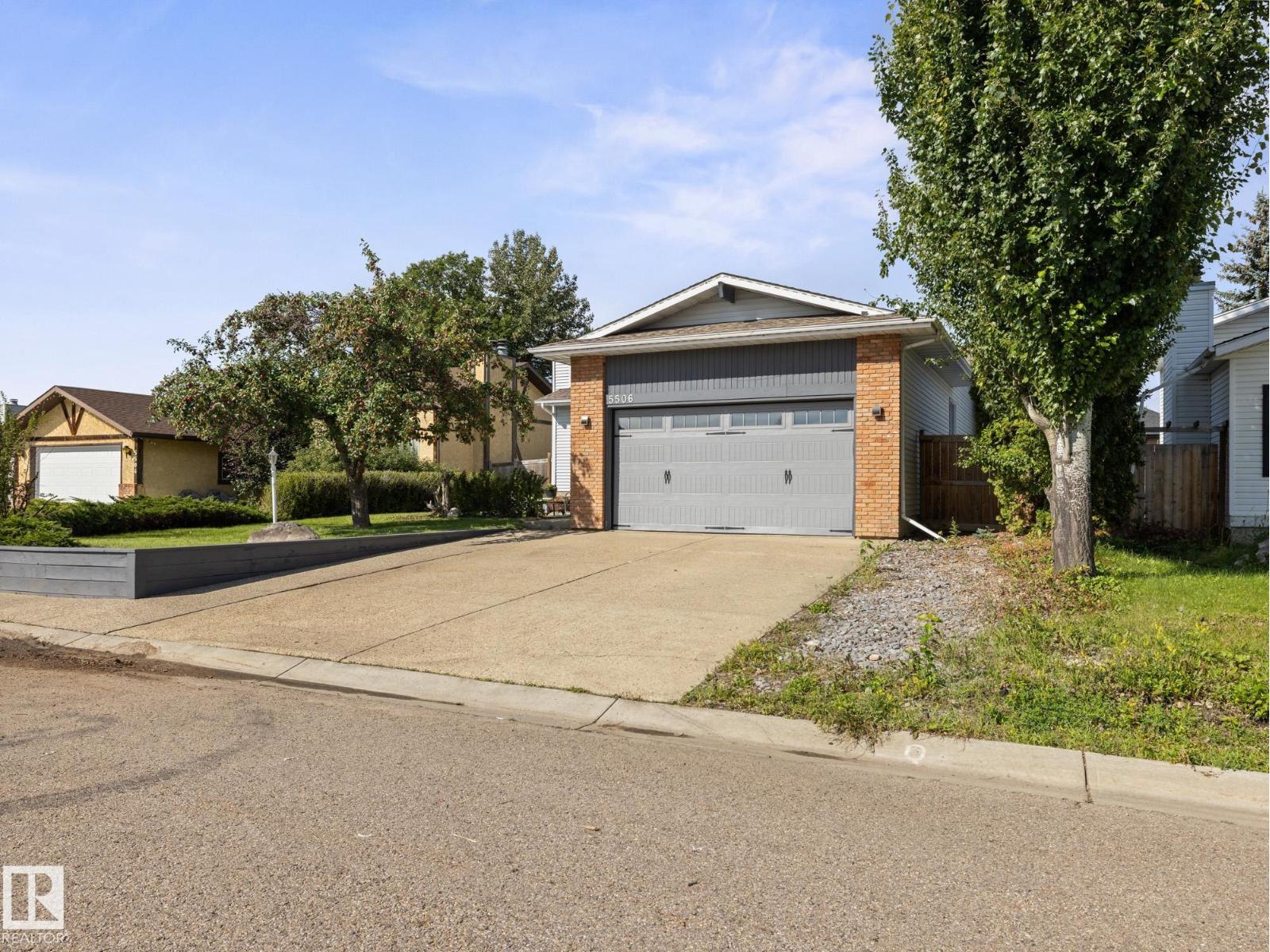 Photo 36 of 5506 59 St, Beaumont AB