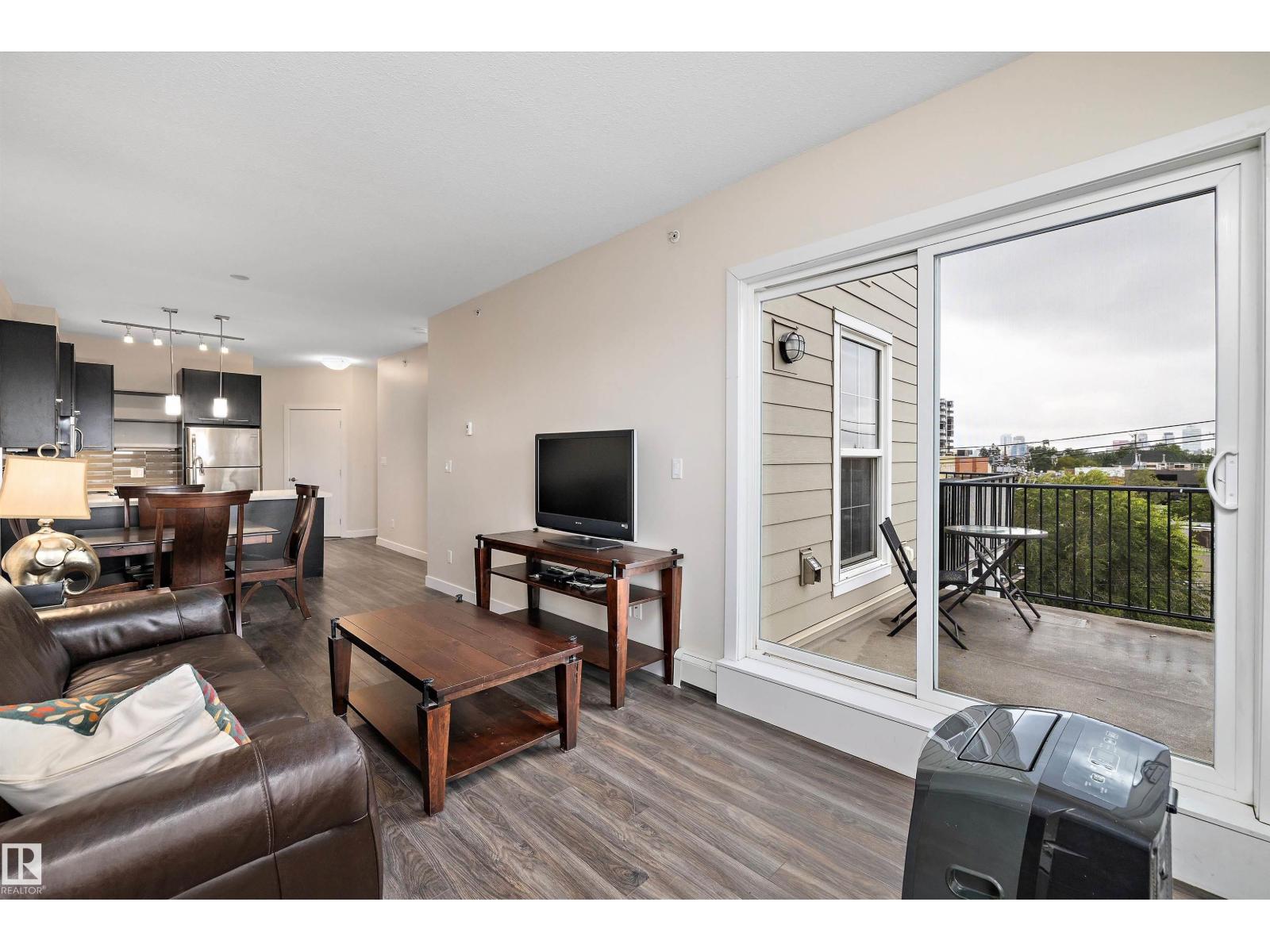 Photo 11 of 408 10418 81 Av Nw, Edmonton AB
