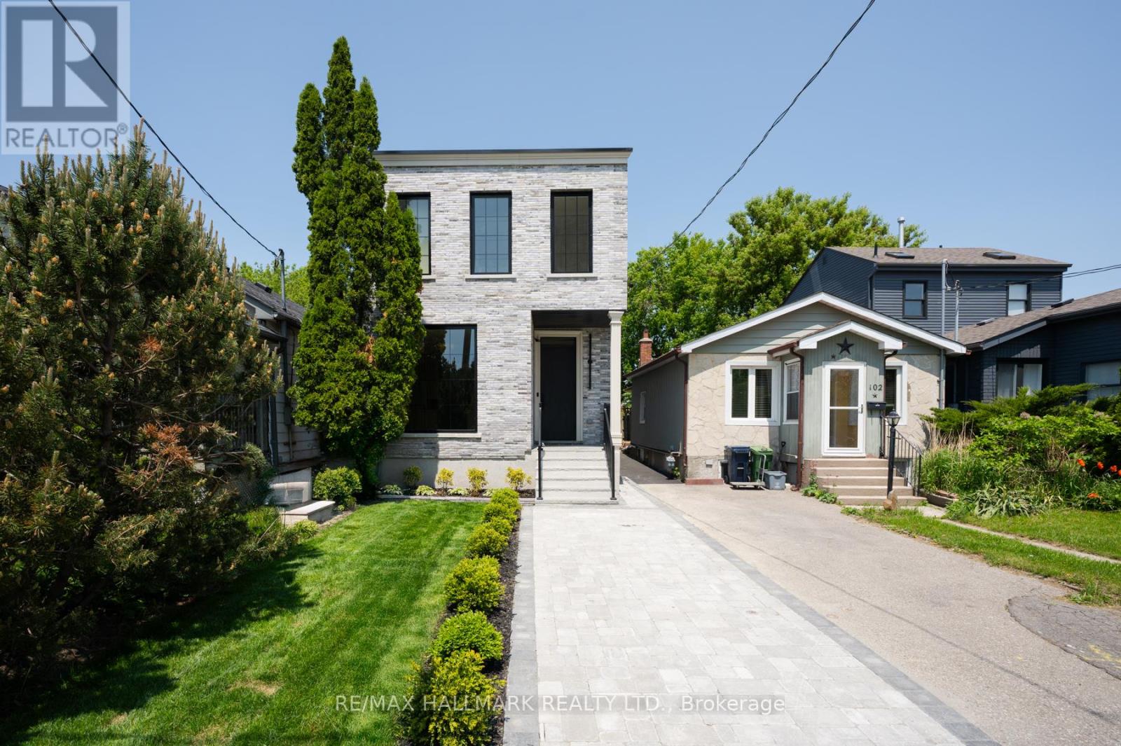 Photo 3 of 104 Newcastle Street, Toronto ON