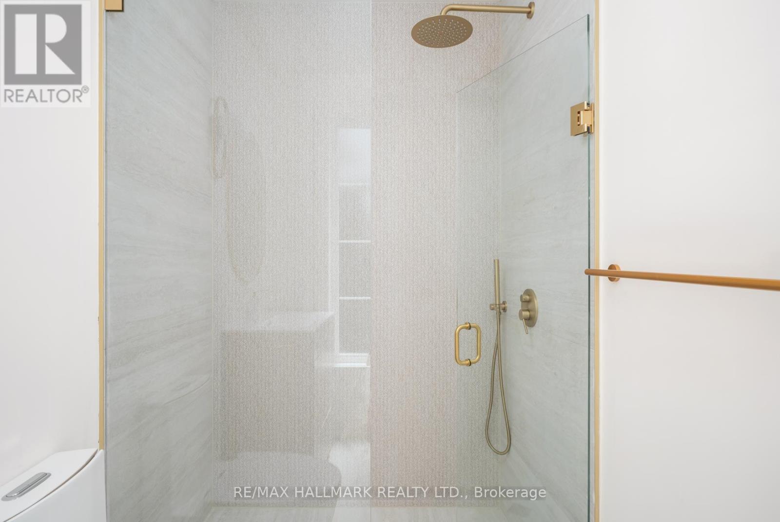 Photo 38 of 104 Newcastle Street, Toronto ON