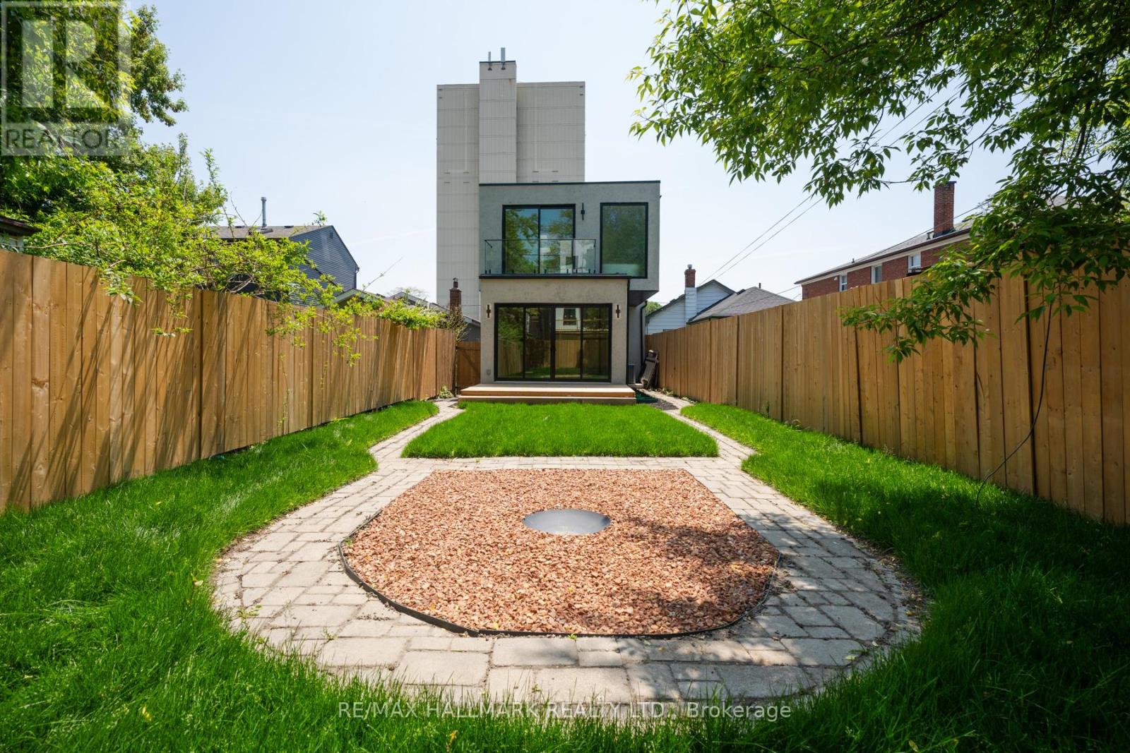Photo 46 of 104 Newcastle Street, Toronto ON