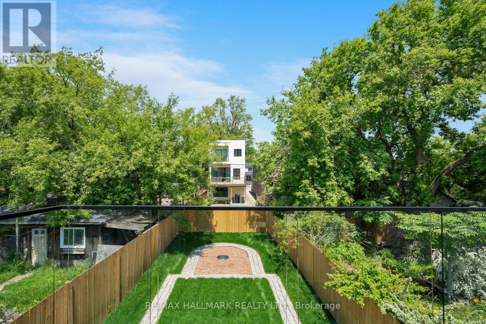Photo 48 of 104 Newcastle Street, Toronto ON