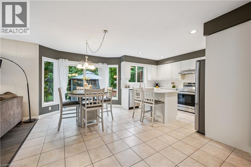 Photo 12 of 533 Rush Meadow Crescent, Kitchener ON