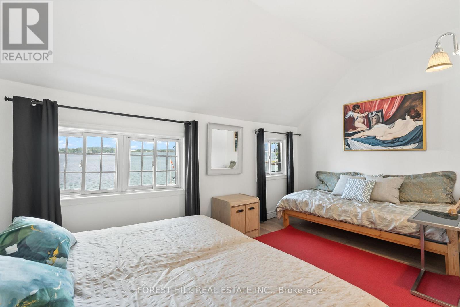 Photo 24 of 672 Hatton Avenue, Selwyn ON