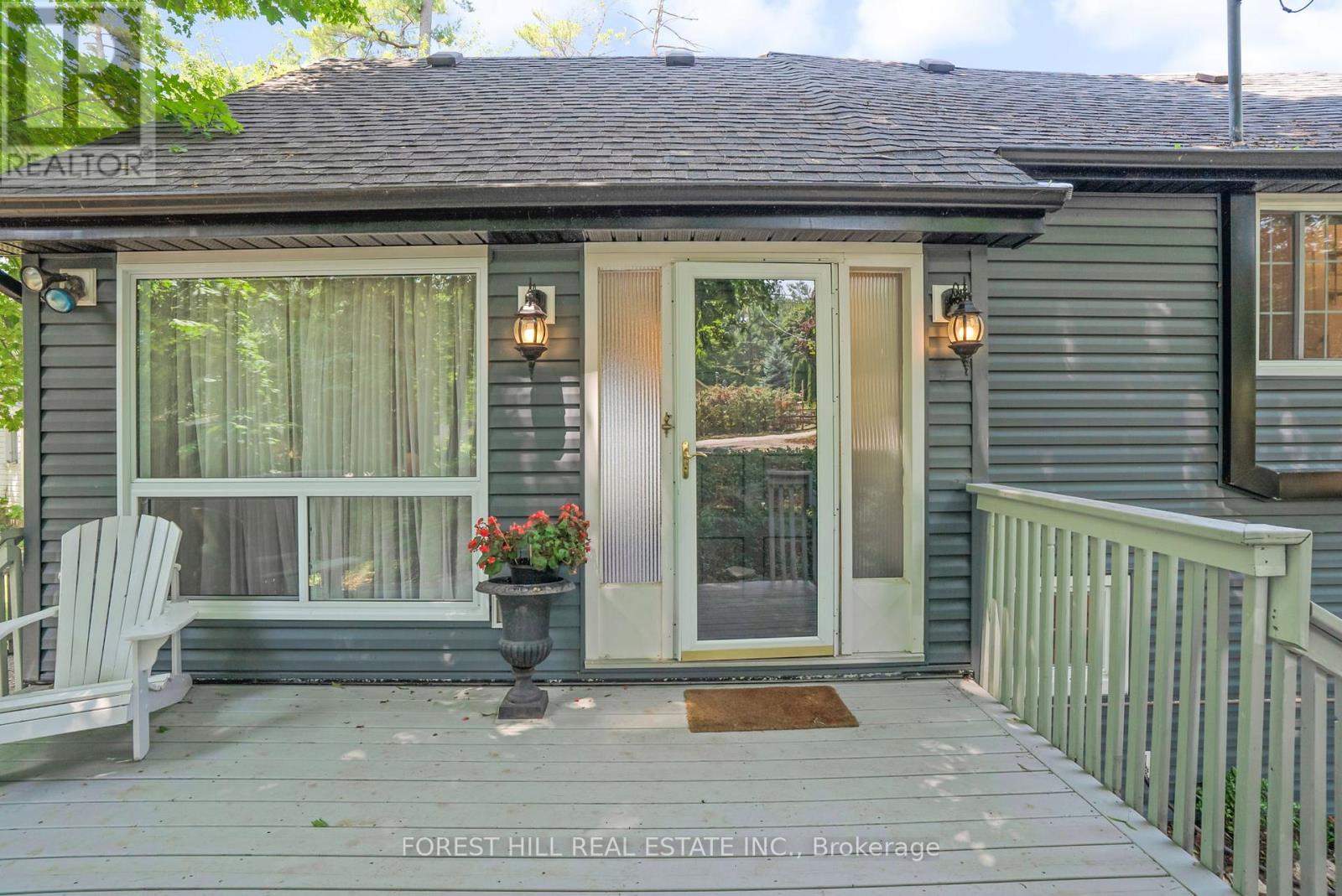 Photo 6 of 672 Hatton Avenue, Selwyn ON