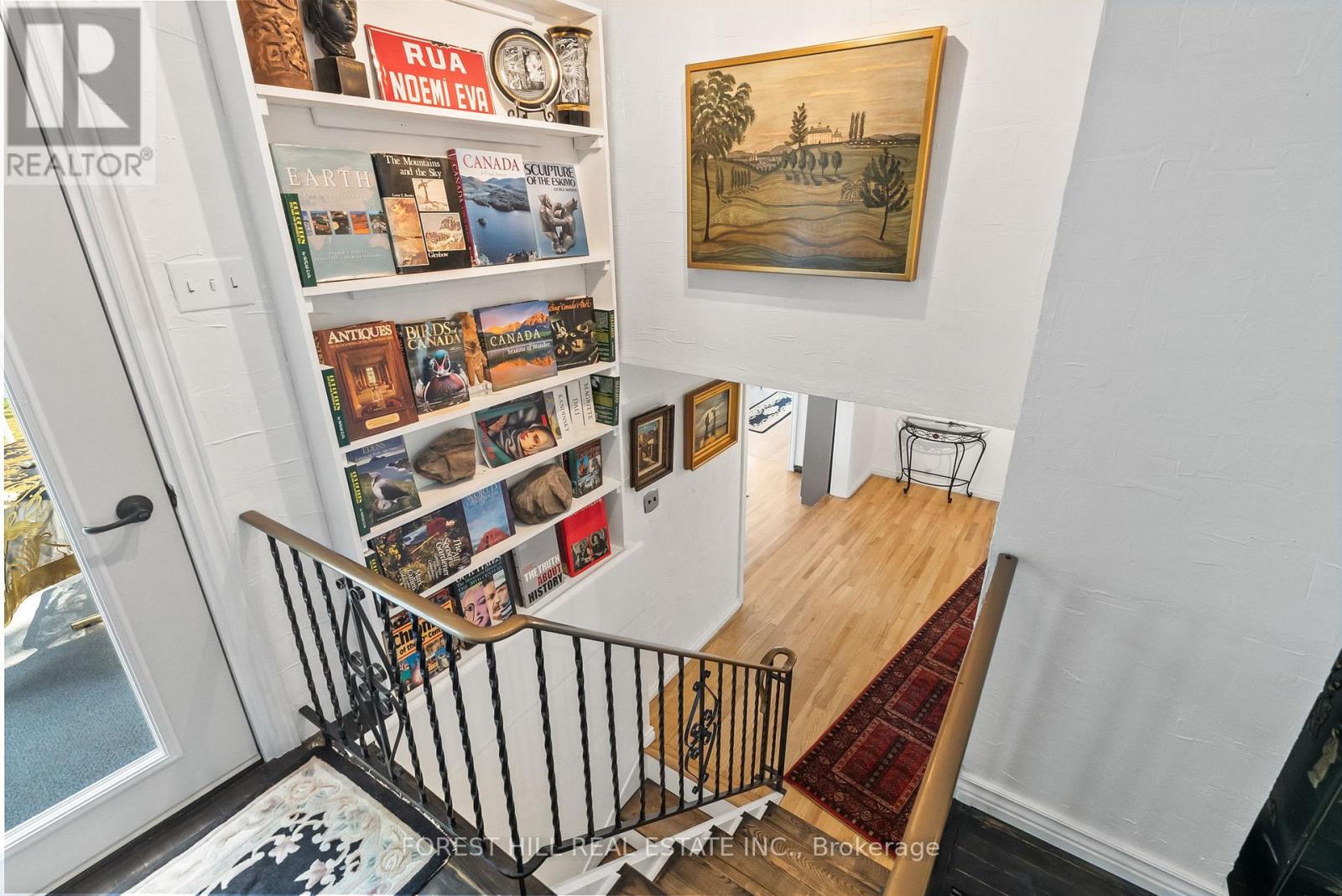 Photo 9 of 672 Hatton Avenue, Selwyn ON