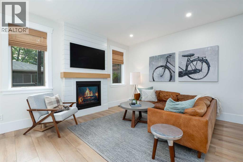 Single Family House for Sale in   Street NW Parkdale Calgary 