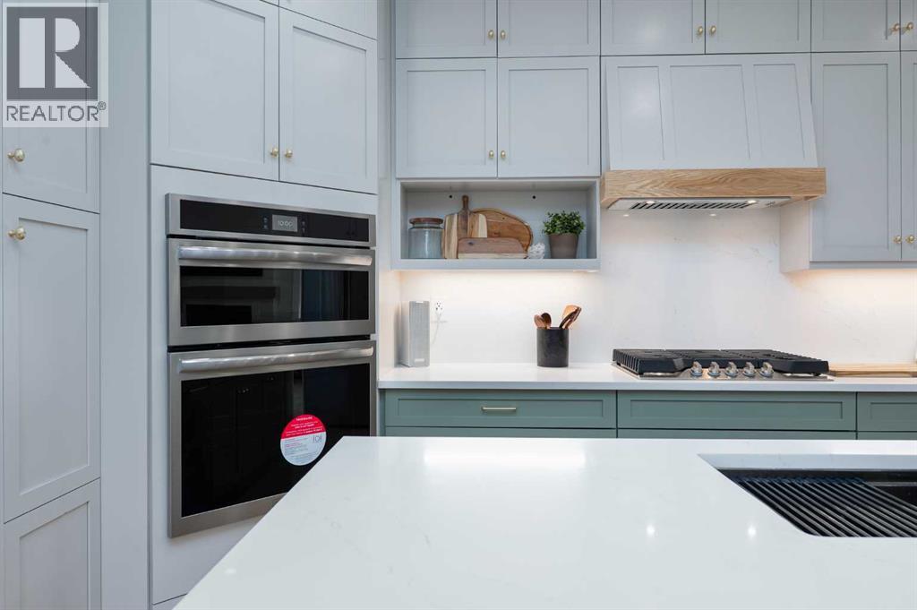 Single Family House for Sale in   Street NW Parkdale Calgary 