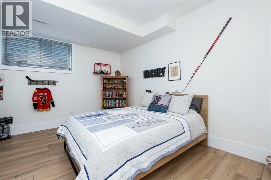 Single Family House for Sale in   Street NW Parkdale Calgary 