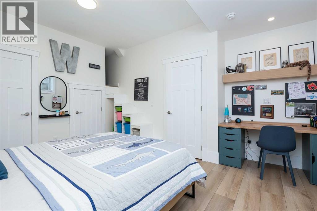 Single Family House for Sale in   Street NW Parkdale Calgary 