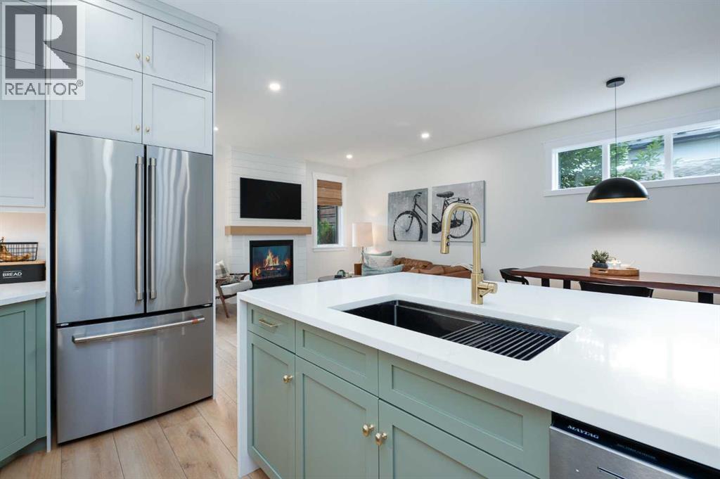 Single Family House for Sale in   Street NW Parkdale Calgary 
