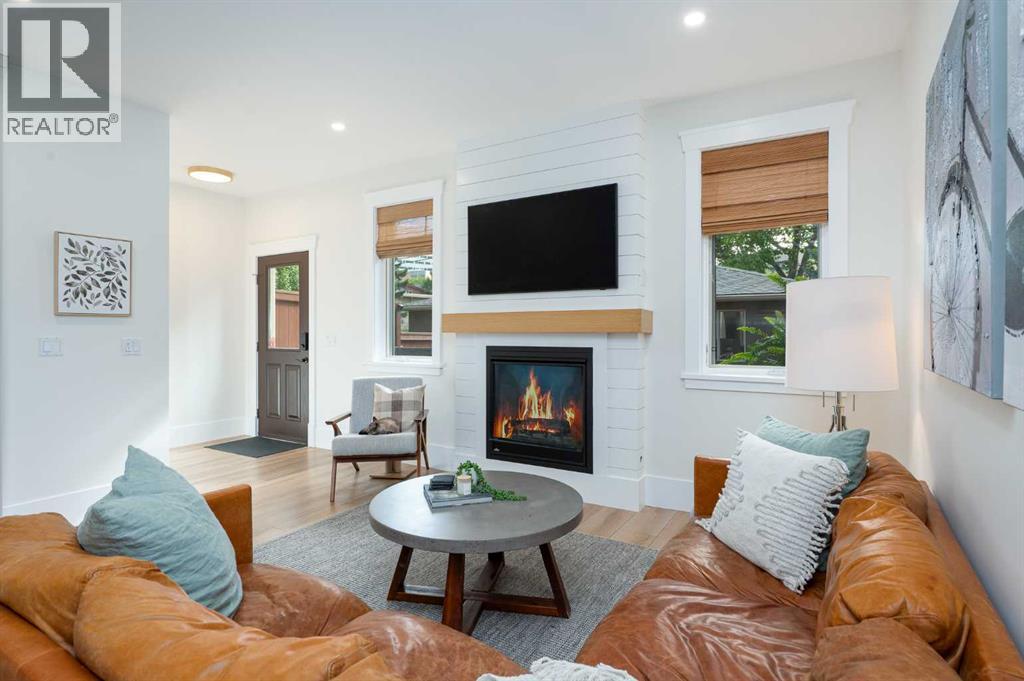 Single Family House for Sale in   Street NW Parkdale Calgary 