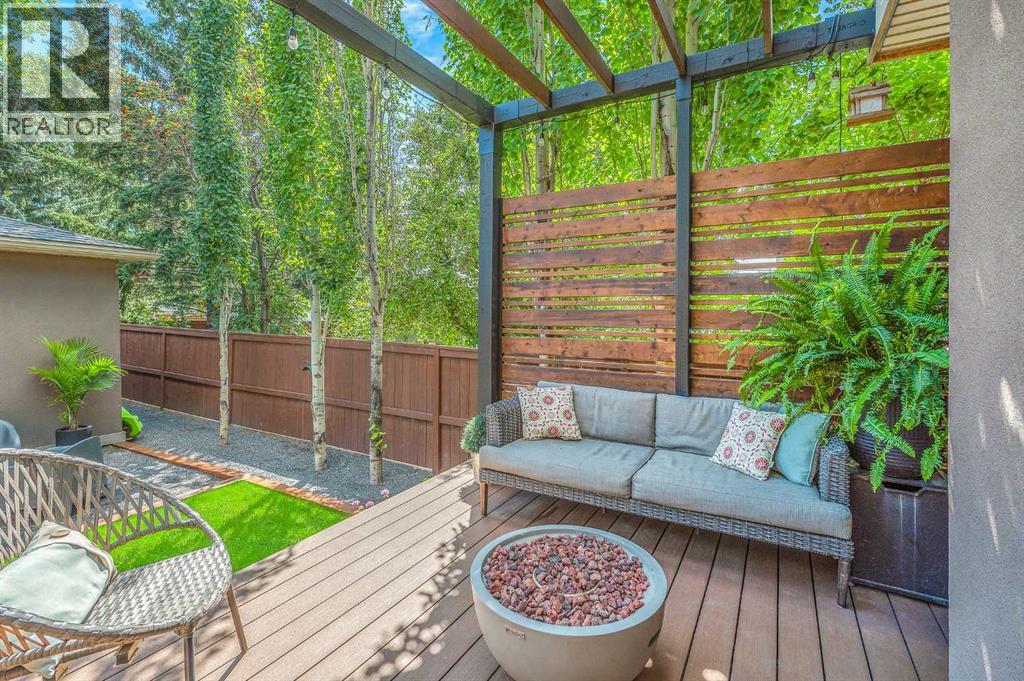 Single Family House for Sale in   Street NW Parkdale Calgary 