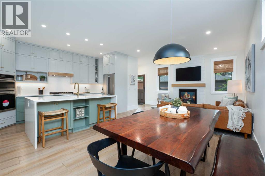 728 37 Street NW, Calgary, Alberta