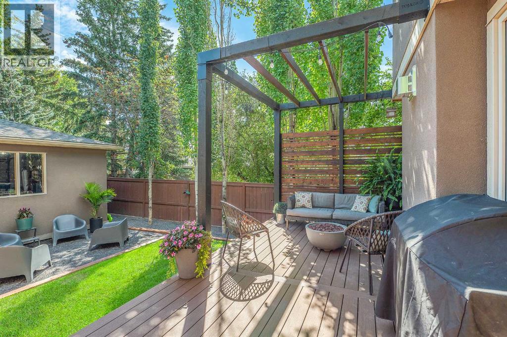 Single Family House for Sale in   Street NW Parkdale Calgary 