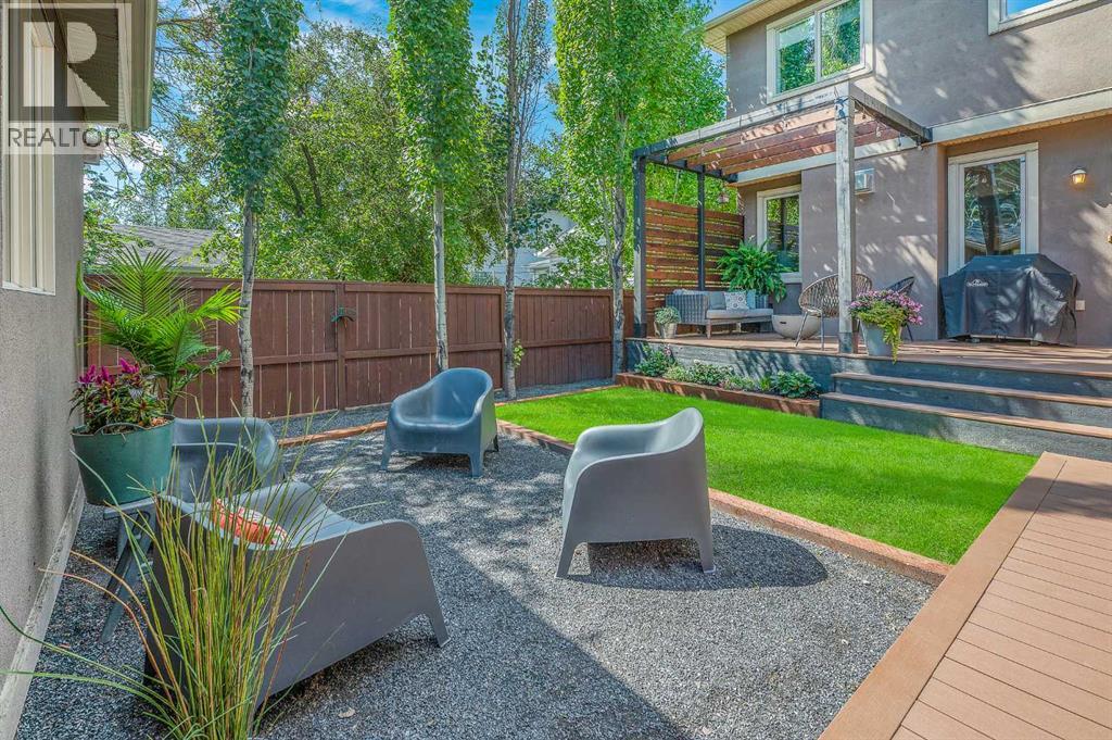 Single Family House for Sale in   Street NW Parkdale Calgary 