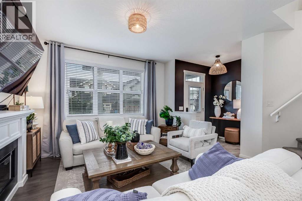 Photo 7 of 340 Kingsmere Way Se, Airdrie AB