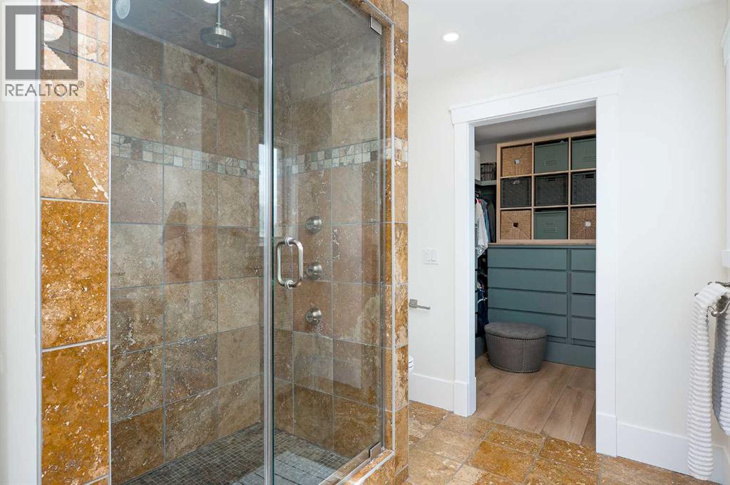Single Family House for Sale in   Street NW Parkdale Calgary 