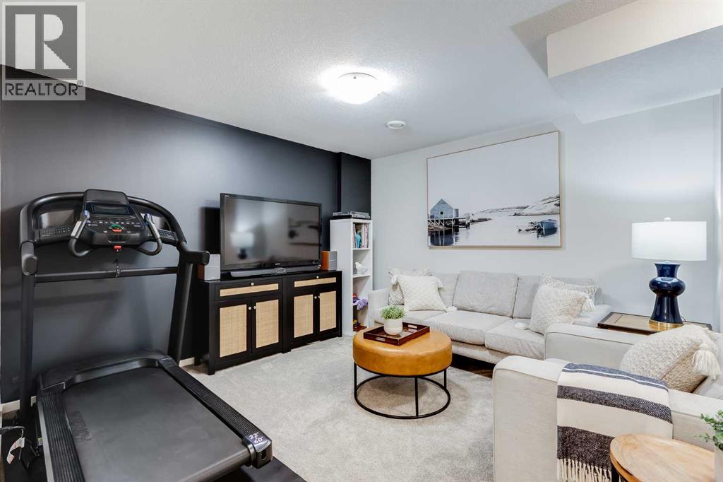 Photo 28 of 340 Kingsmere Way Se, Airdrie AB