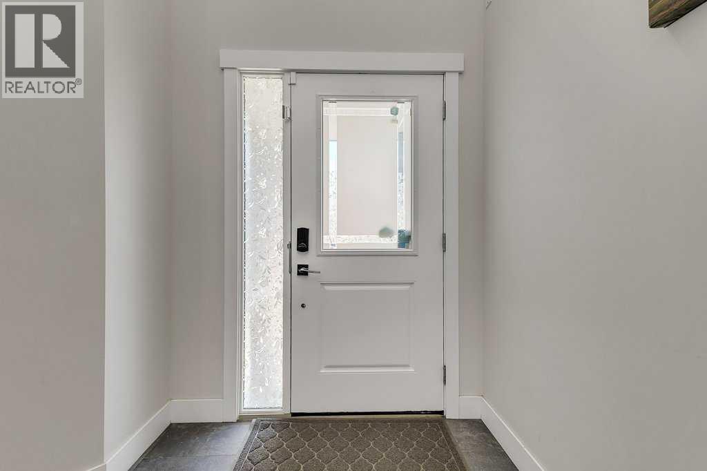 Photo 23 of 233 Kingsbury Close Se, Airdrie AB