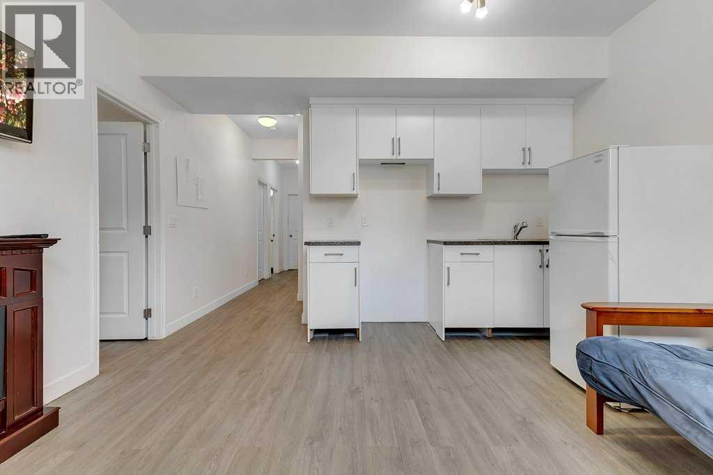 Photo 15 of 233 Kingsbury Close Se, Airdrie AB