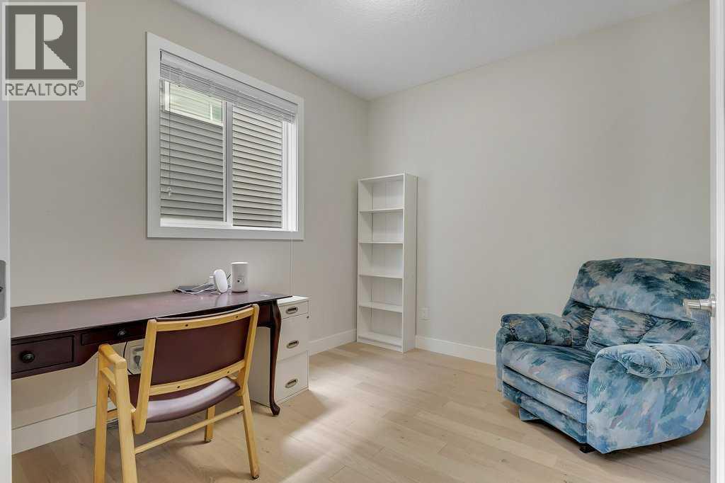 Photo 50 of 233 Kingsbury Close Se, Airdrie AB