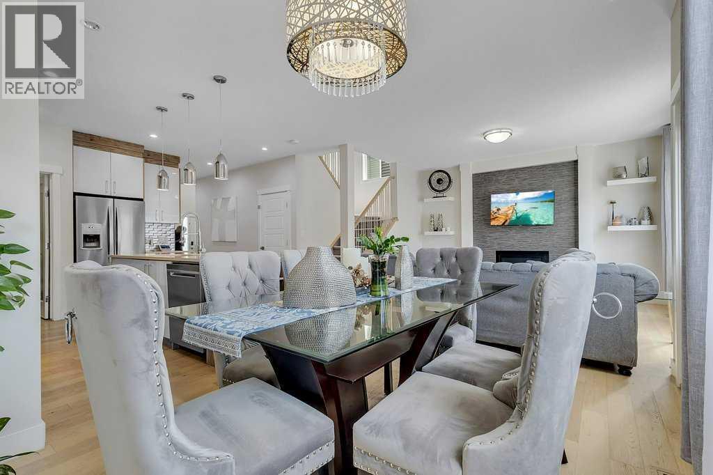 Photo 10 of 233 Kingsbury Close Se, Airdrie AB