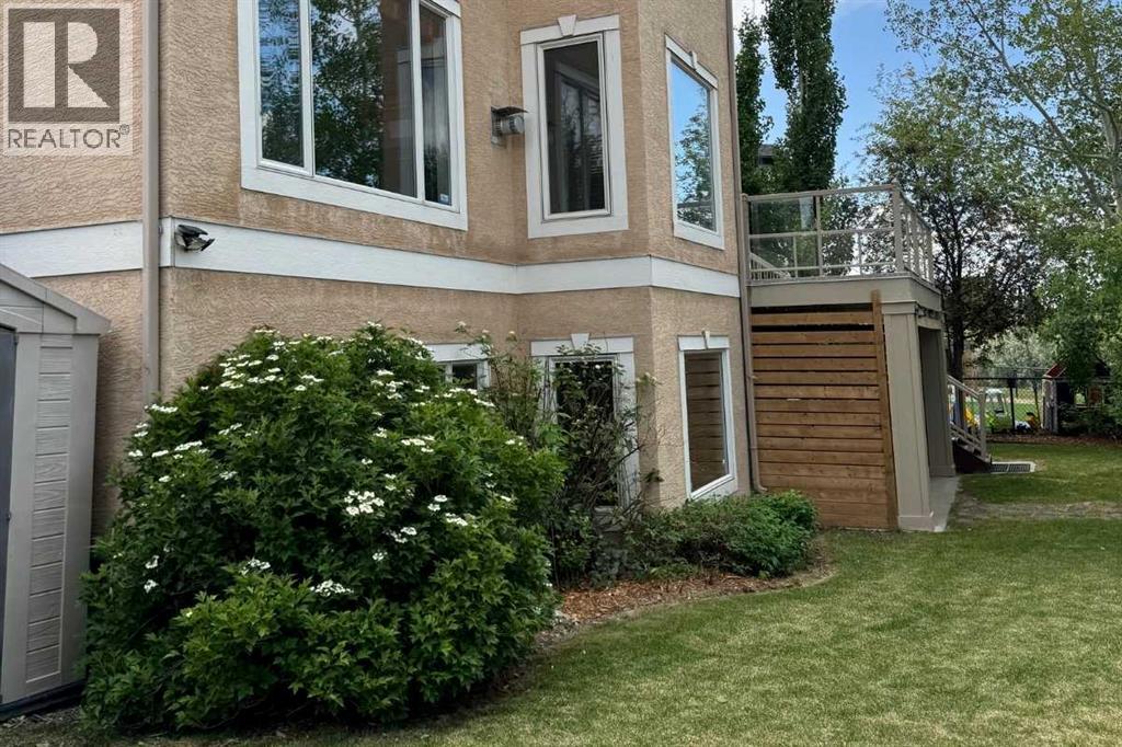 Photo 39 of 31 Cougarstone Point Sw, Calgary AB