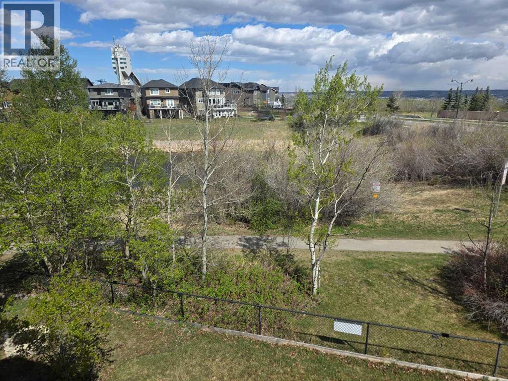Photo 14 of 31 Cougarstone Point Sw, Calgary AB