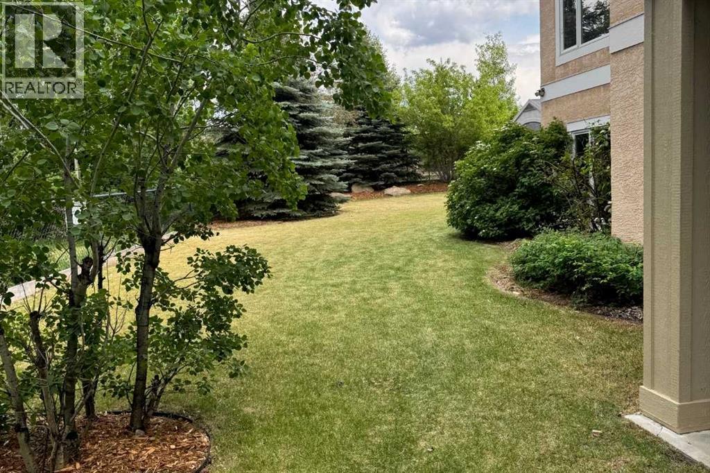 Photo 37 of 31 Cougarstone Point Sw, Calgary AB