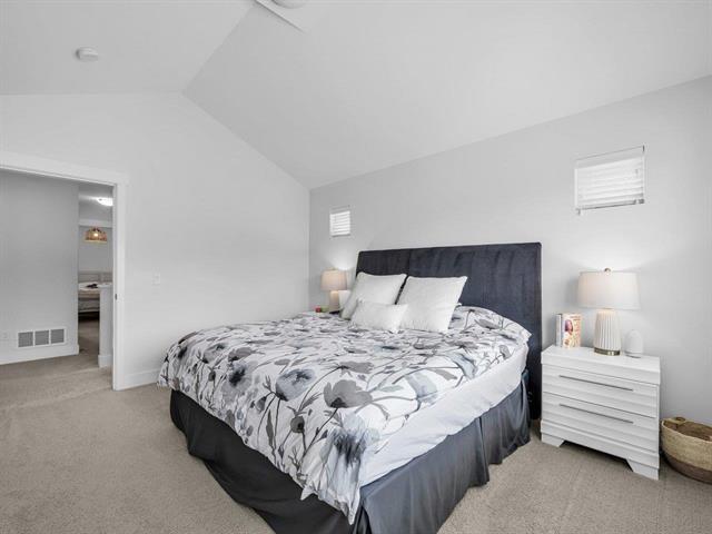 Photo 17 of 2136 164 A Street, Surrey BC